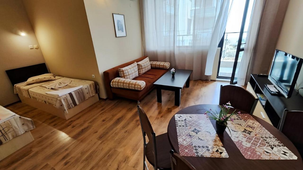 Europroperties Yalta Apartments Altın Kumlar Dış mekan fotoğraf